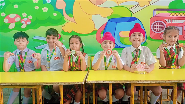 Rakhi Making Competition of Kindergarten