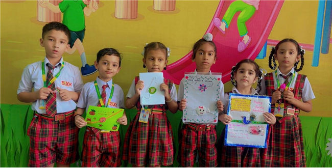 Rakhi Making Competition of Kindergarten