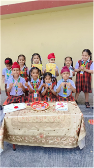 Rakhi Making Competition of Kindergarten
