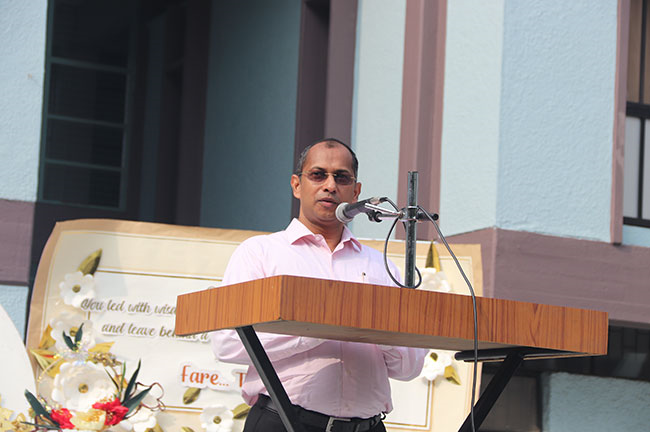 FAREWELL - FR. DR. T.J. JOSE S.J. AND WECOMING FR. SOBIN K. THOMAS, S.J. (SENIOR DEPT)