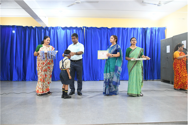 Winners of Drawing & Colouring Competition, Awardees of Perfect Attendance UKG