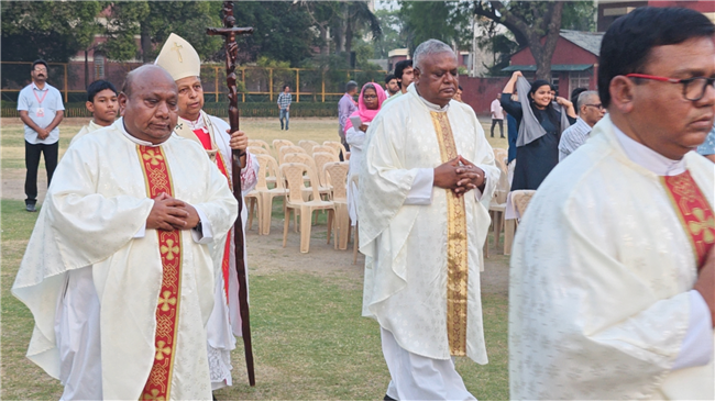 MAUNDY THURSDAY - 17.04.2025