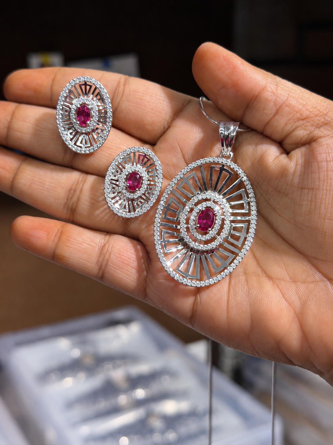 AD Pendant Set – Elegant Designer Pendant Jewellery - Image 2