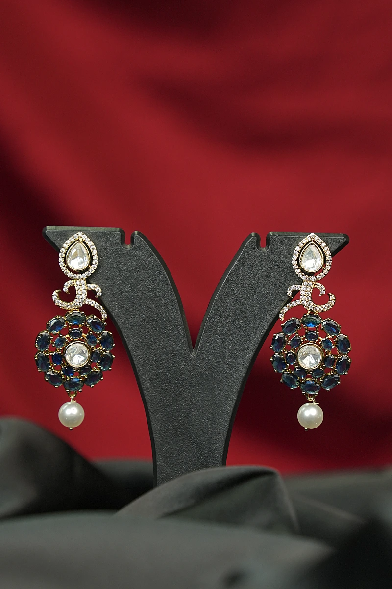 Elegant Moissanite Necklace Set with Matching Earrings - Image 4