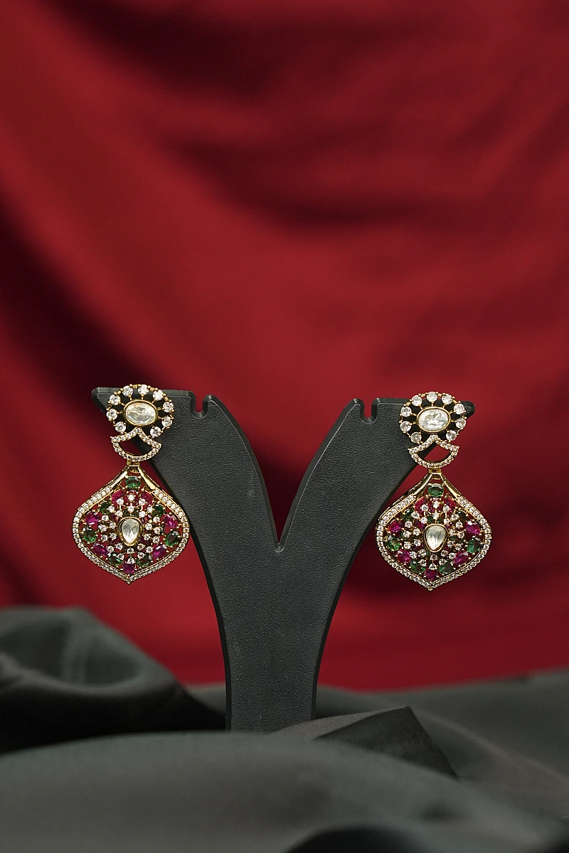 Elegant Moissanite Necklace Set with Matching Earrings - Image 3