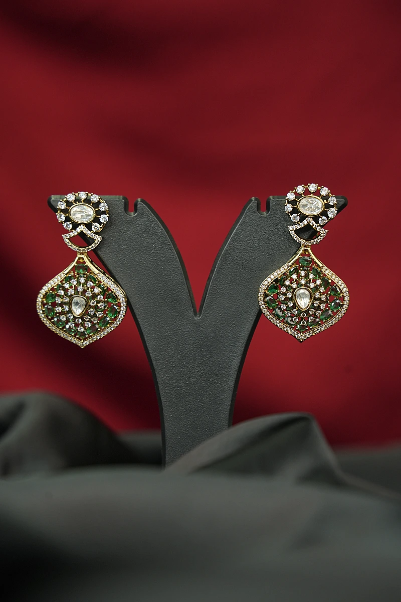 Elegant Moissanite Necklace Set with Matching Earrings - Image 3