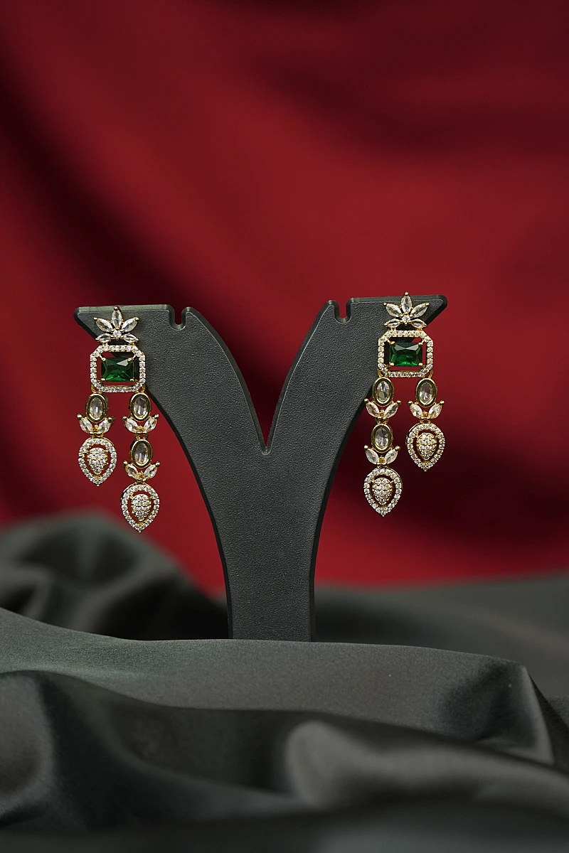 Elegant Moissanite Necklace Set with Matching Earrings - Image 3
