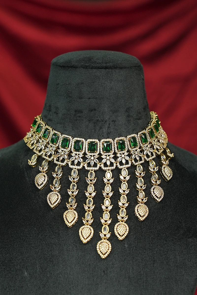 Elegant Moissanite Necklace Set with Matching Earrings - Image 2