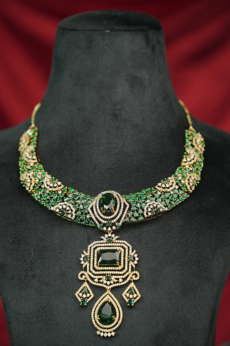 Elegant Moissanite Necklace Set with Matching Earrings - Image 2