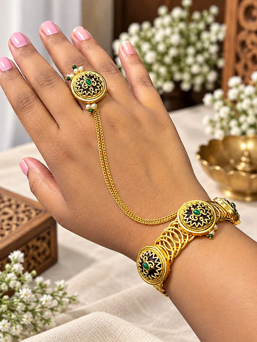 Heritage Hathfull Bracelet
