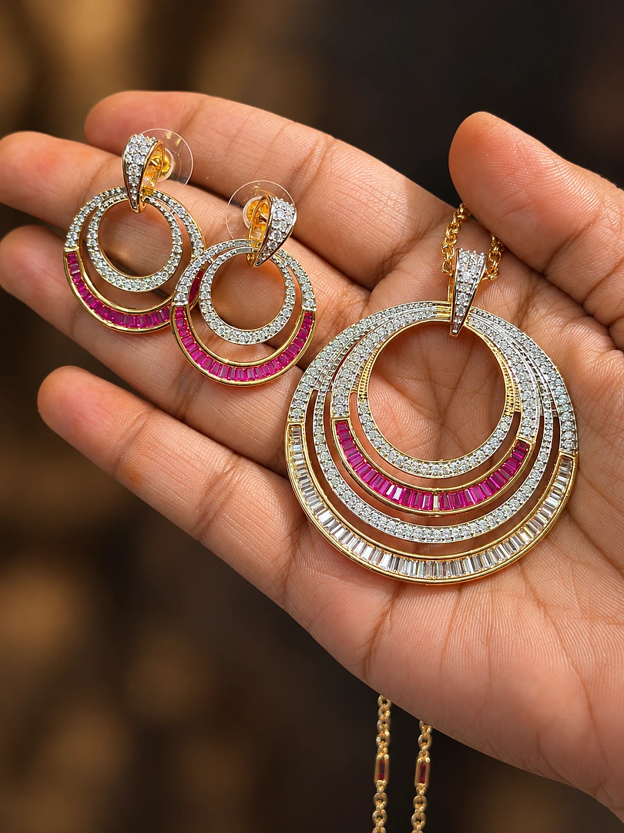 AD Pendant Set – Elegant Designer Pendant Jewellery