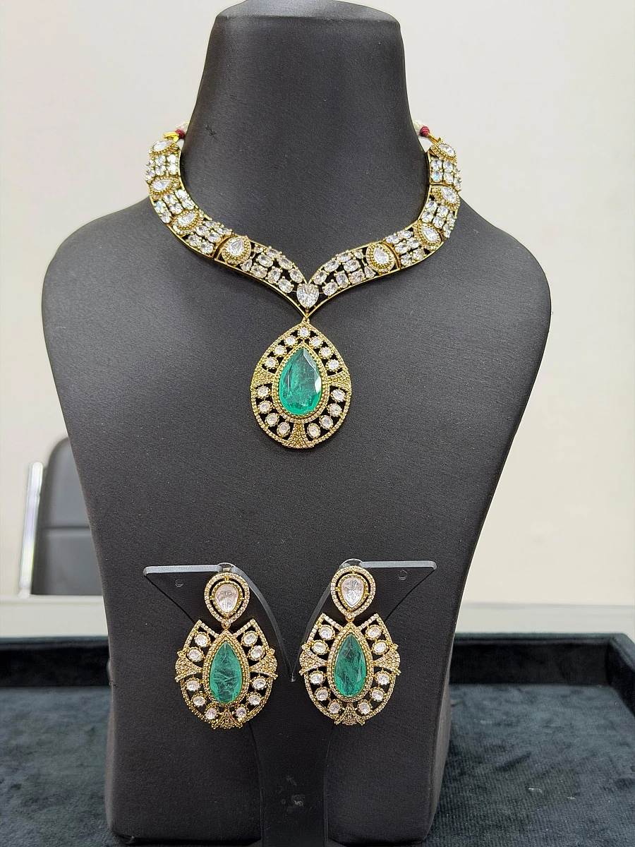 Premium Mossanite Necklace Set with Earrings – High-Finish Premium Plating - Image 2