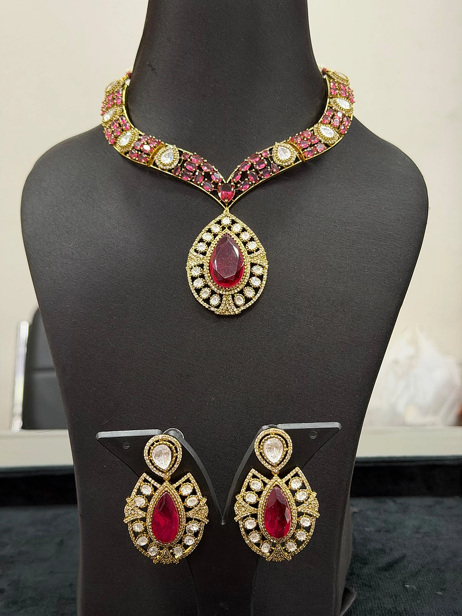 Premium Mossanite Necklace Set with Earrings – High-Finish Premium Plating - Image 6