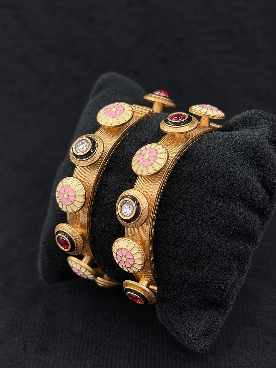 Rajwadi Gold Look-Alike Openable Bangles – Brass Alloy Traditional Jewellery - Image 2