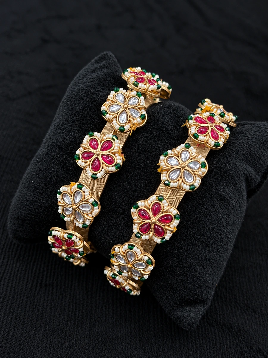 Rajwadi Gold Look-Alike Openable Bangles – Brass Alloy Traditional Jewellery
