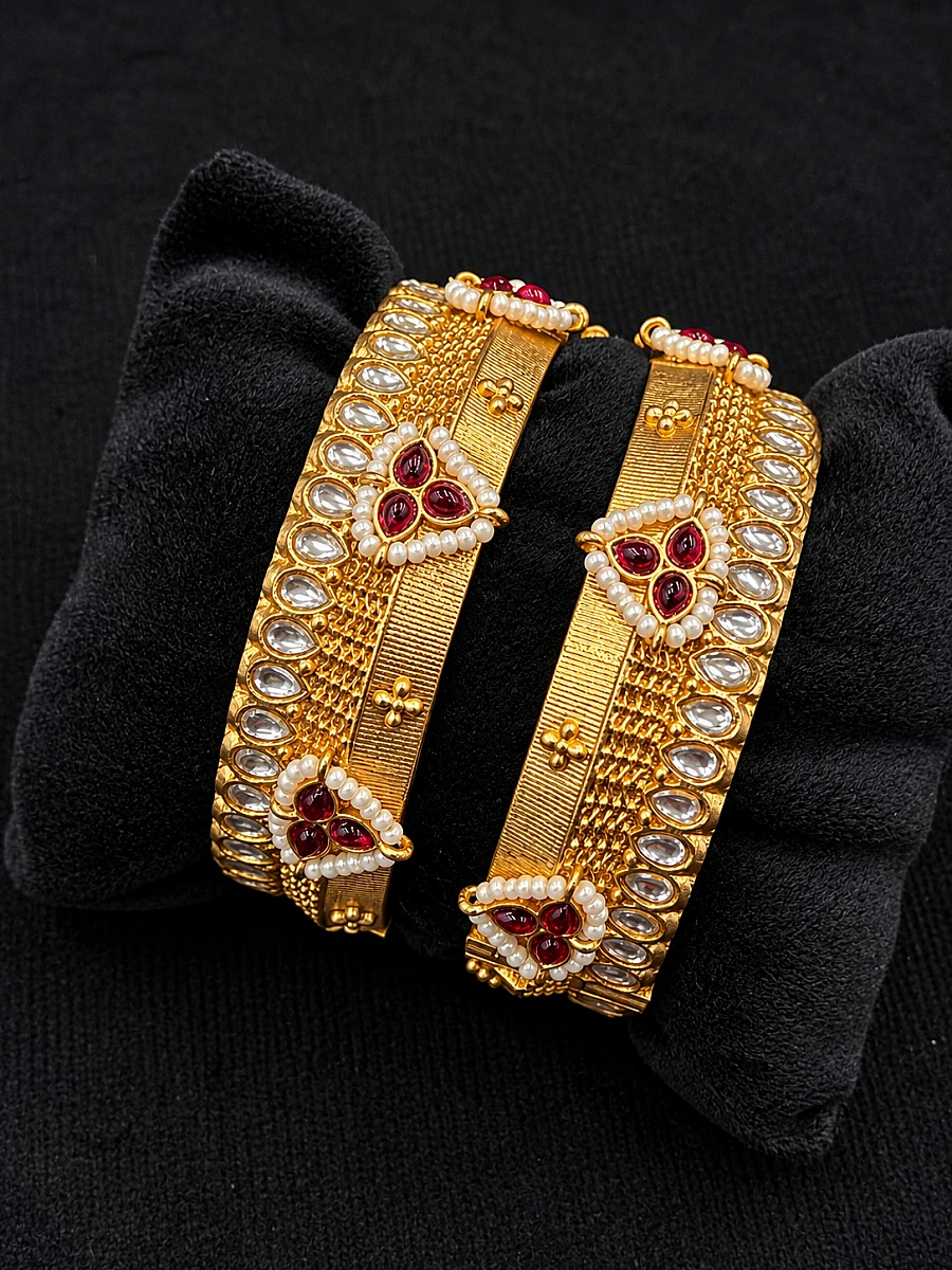 Rajwadi Gold Look-Alike Openable Bangles – Brass Alloy Traditional Jewellery