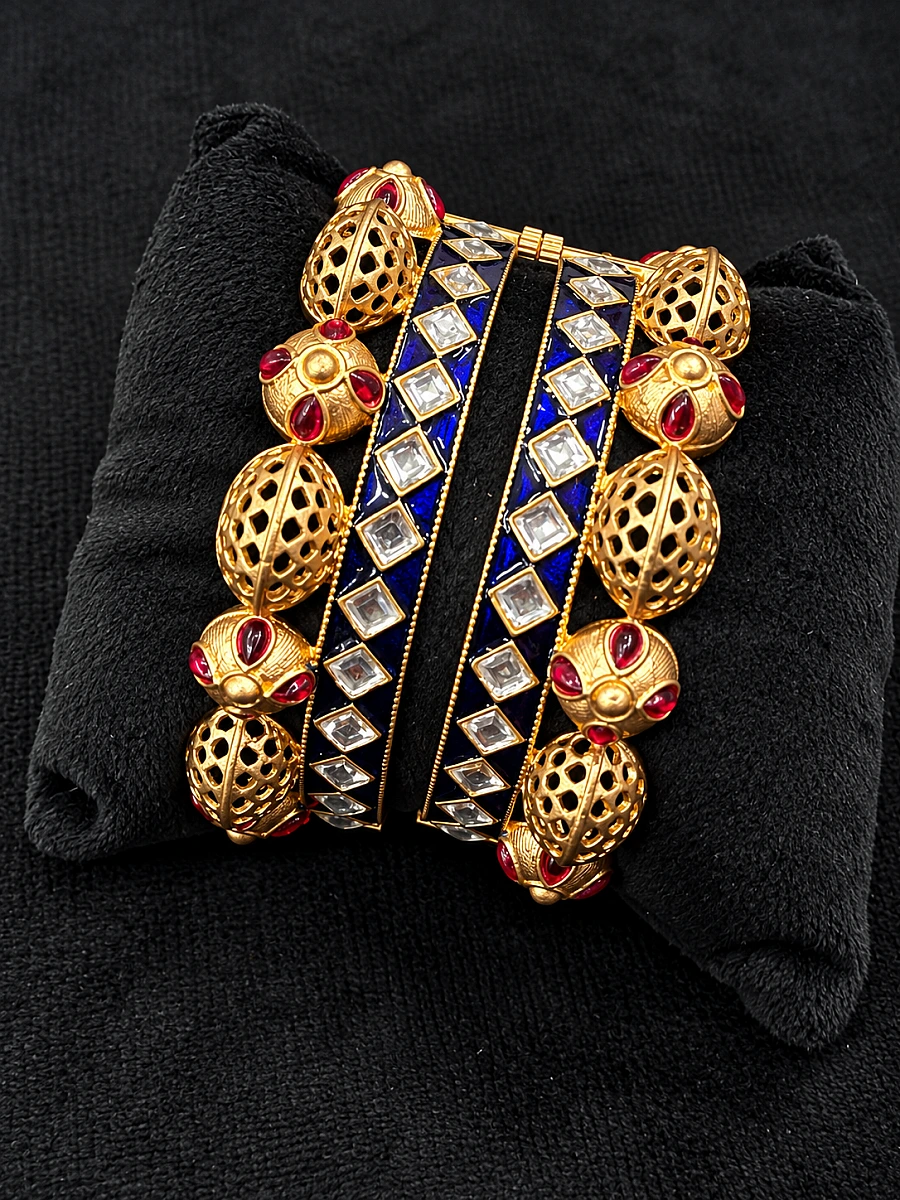 Rajwadi Gold Look-Alike Openable Bangles – Brass Alloy Traditional Jewellery