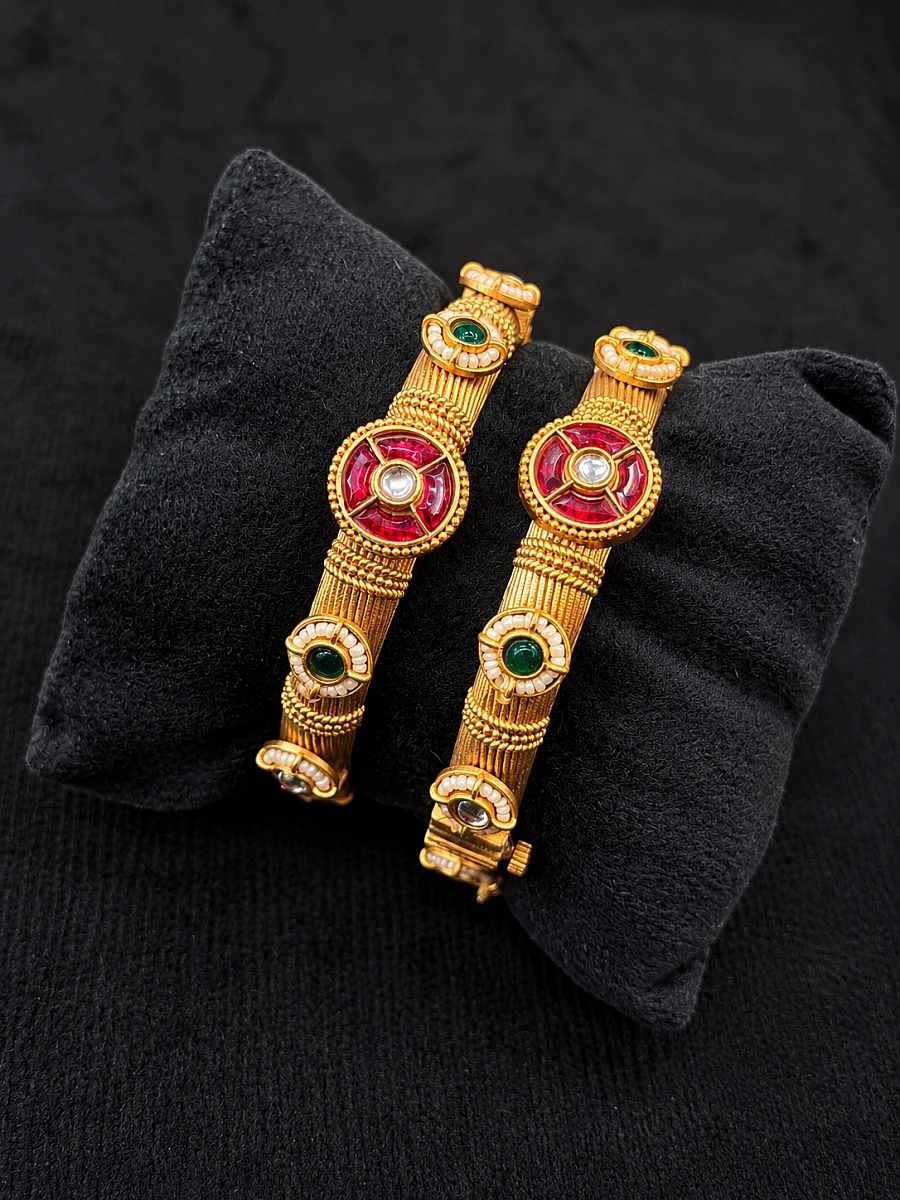 Rajwadi Gold Look-Alike Openable Bangles – Brass Alloy Traditional Jewellery