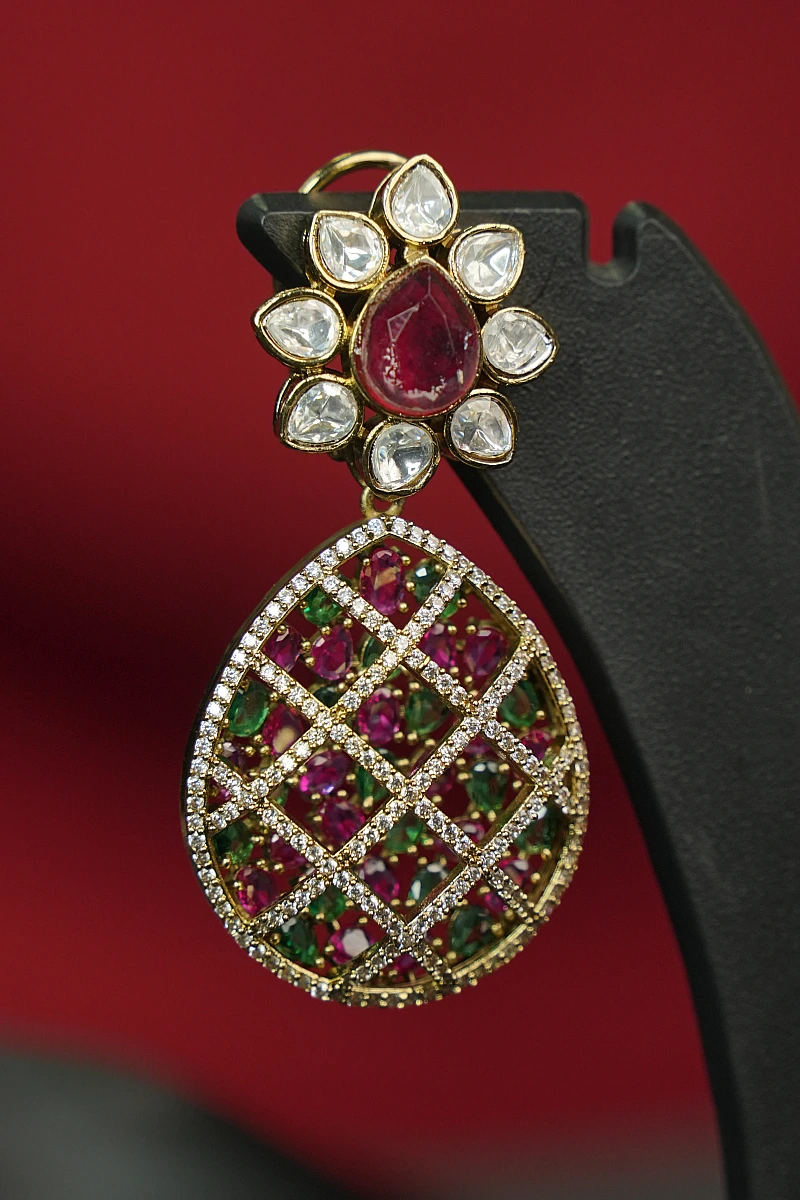 Elegant Moissanite Necklace Set with Matching Earrings - Image 3
