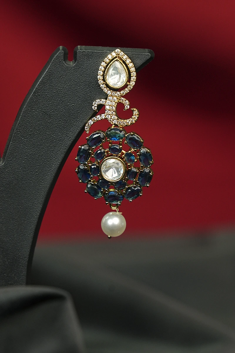 Elegant Moissanite Necklace Set with Matching Earrings - Image 5