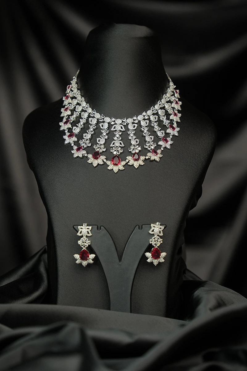 Elegant AD Necklace Set with Matching Earrings