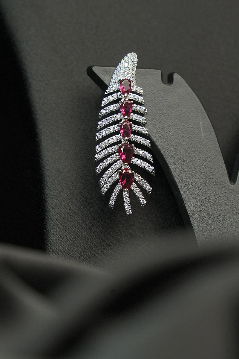 Elegant AD Necklace Set with Matching Earrings - Image 4