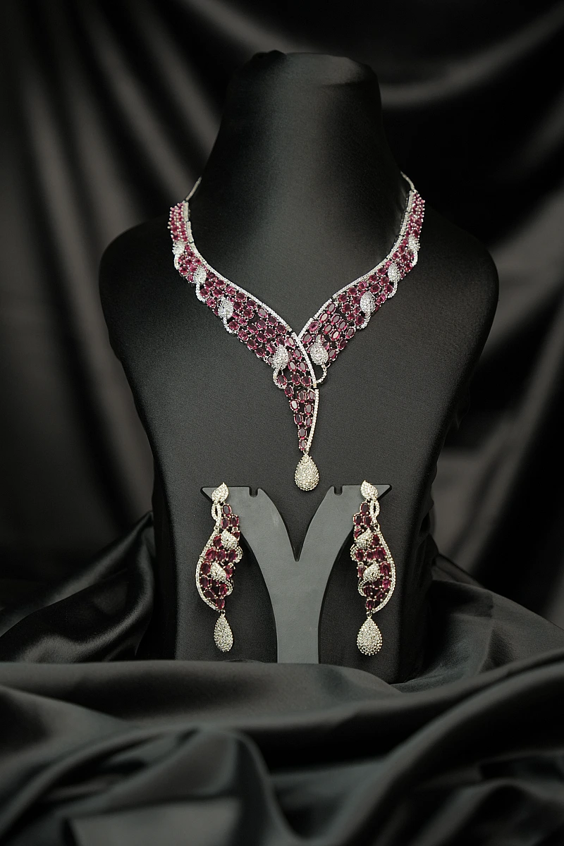 Elegant AD Necklace Set with Matching Earrings