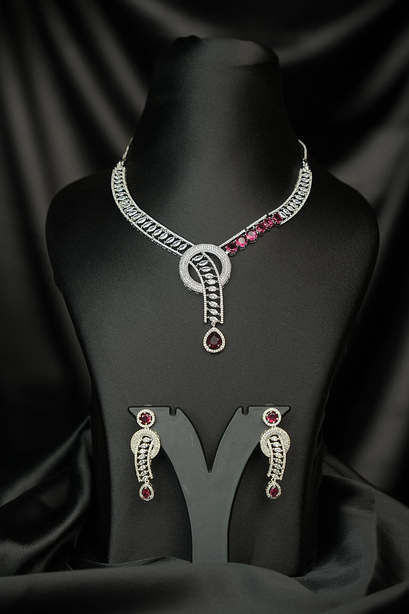 Elegant AD Necklace Set with Matching Earrings