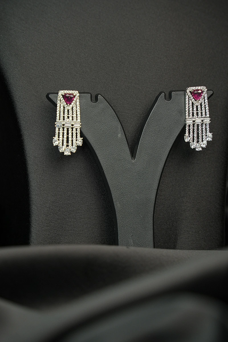 Elegant AD Necklace Set with Matching Earrings - Image 3