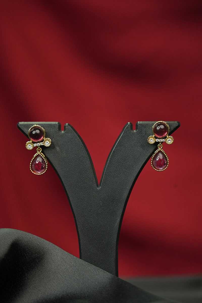 Elegant Moissanite Necklace Set with Matching Earrings - Image 3