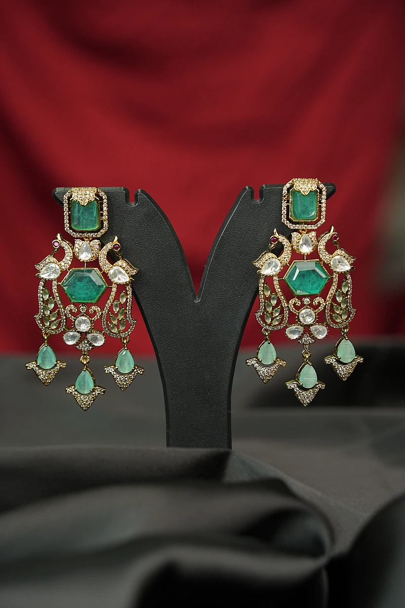 Elegant Moissanite Necklace Set with Matching Earrings - Image 2