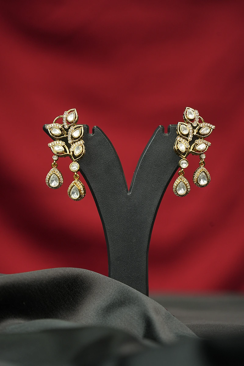 Elegant Moissanite Necklace Set with Matching Earrings - Image 3