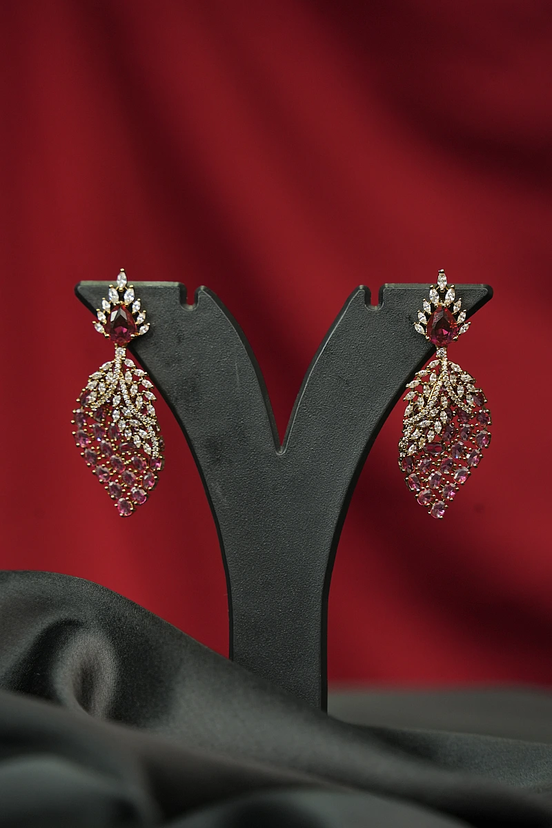 Elegant Moissanite Necklace Set with Matching Earrings - Image 3