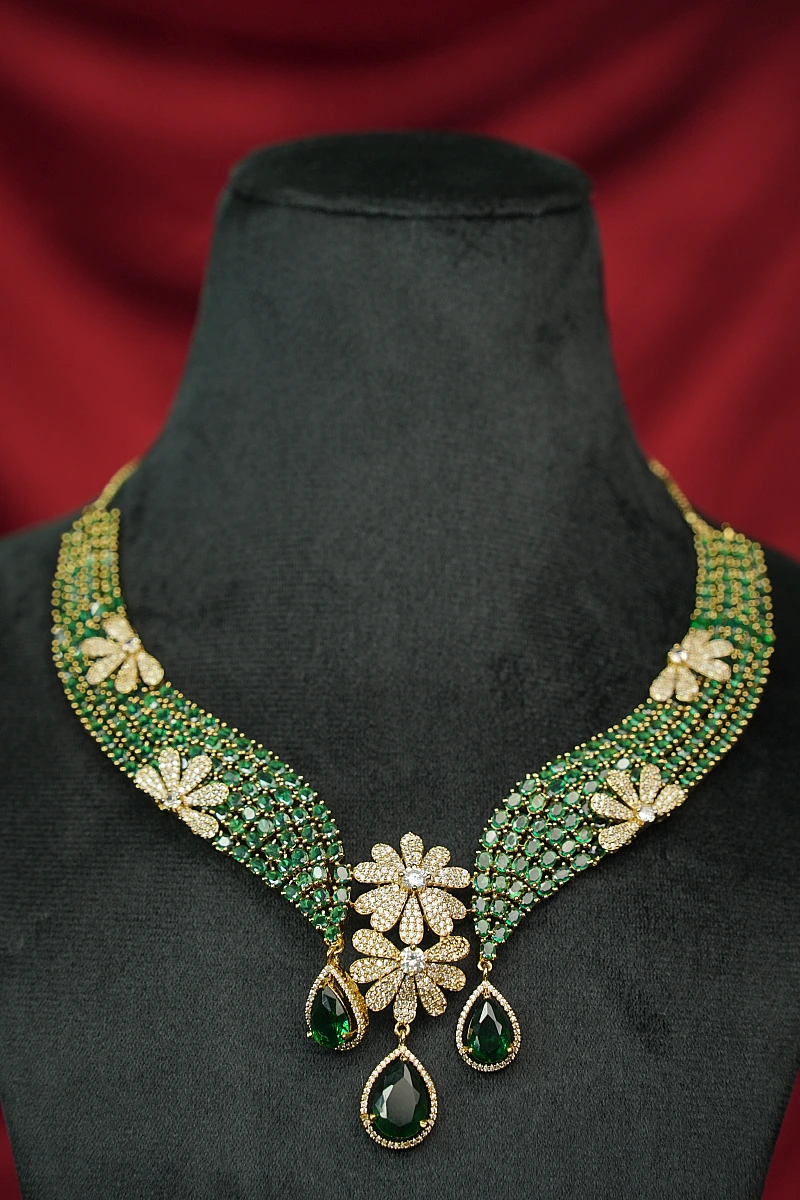 Elegant Moissanite Necklace Set with Matching Earrings - Image 2