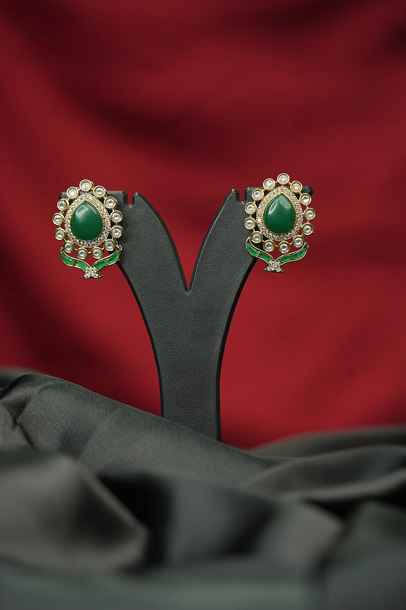 Elegant Moissanite Necklace Set with Matching Earrings - Image 3