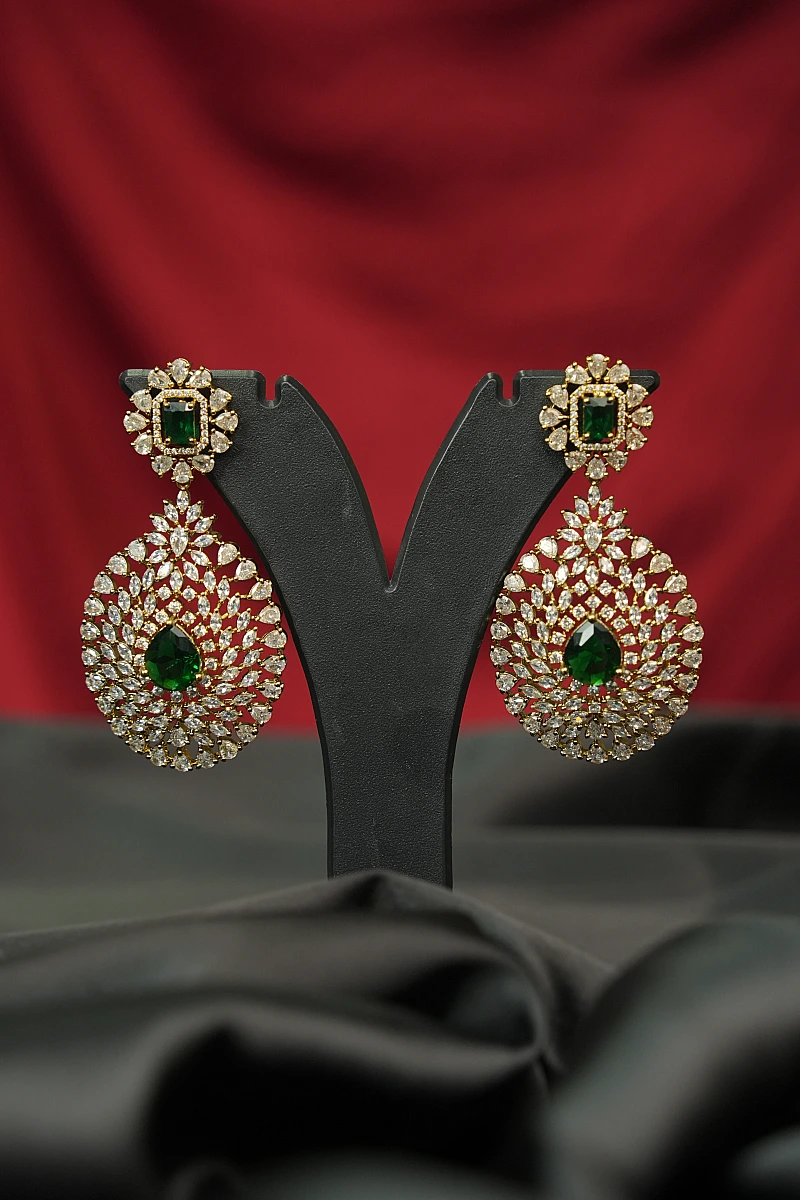 Elegant Moissanite Necklace Set with Matching Earrings - Image 3