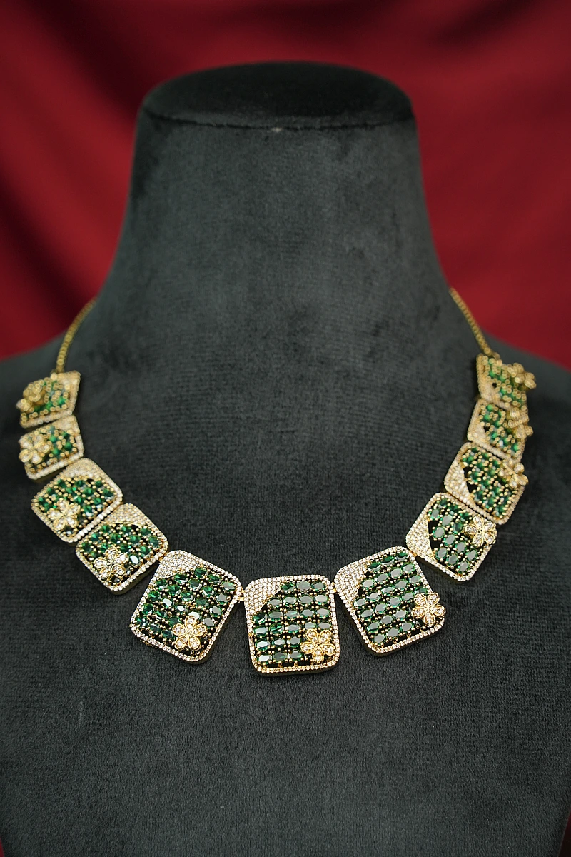 Elegant Moissanite Necklace Set with Matching Earrings - Image 2