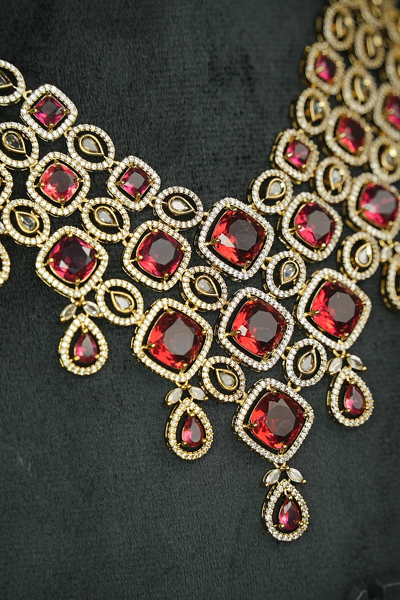 Elegant Moissanite Necklace Set with Matching Earrings - Image 3
