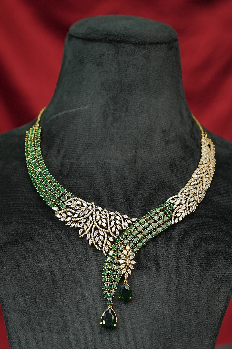 Elegant Moissanite Necklace Set with Matching Earrings - Image 2