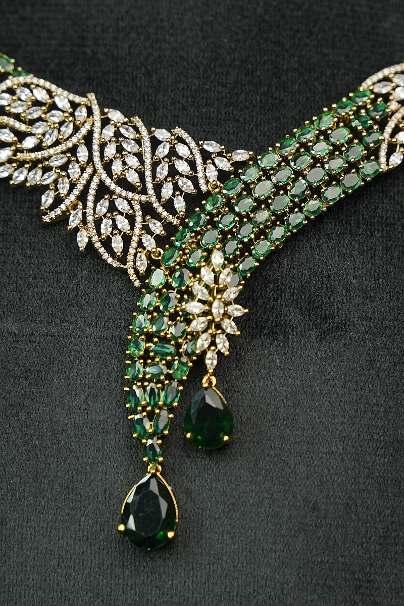 Elegant Moissanite Necklace Set with Matching Earrings - Image 3
