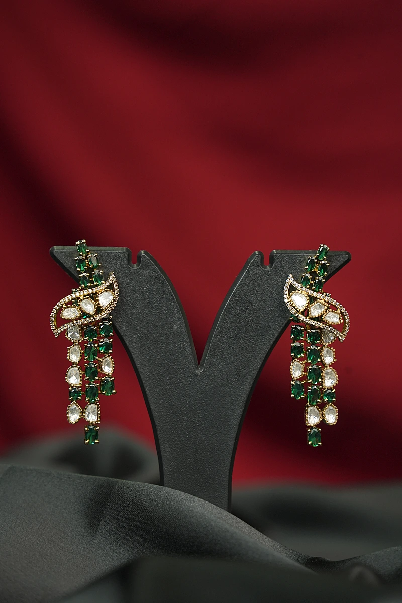 Elegant Moissanite Necklace Set with Matching Earrings - Image 3